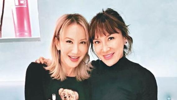 二姐透露李玟骨灰将于10月底正式下葬，母亲已帮她安排墓地