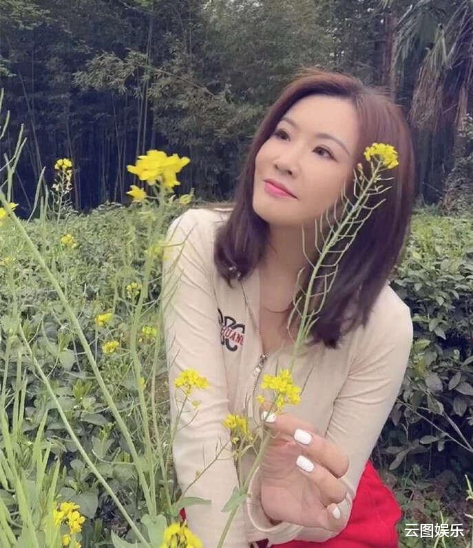 亚视|一众亚视小生花旦重聚!已全部长居内地发展,年过半百仍男帅女美