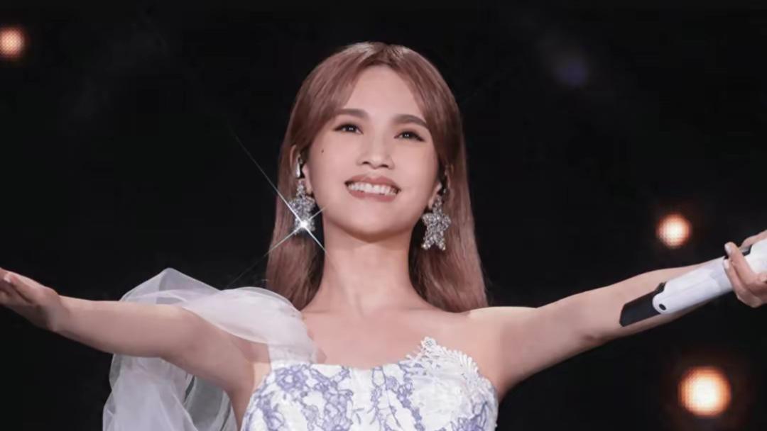 杨丞琳黑历史被深扒！一根藤上七个瓜，老公李荣浩评论区沦陷