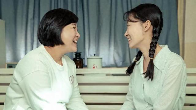 爆红到“打回原形”,高叶只用半年,终是步了张小斐的后尘!