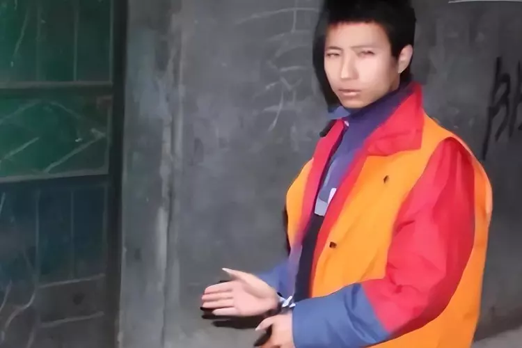 江西27岁人妻出轨80多人，最终因太漂亮被误杀，死后还被侮辱