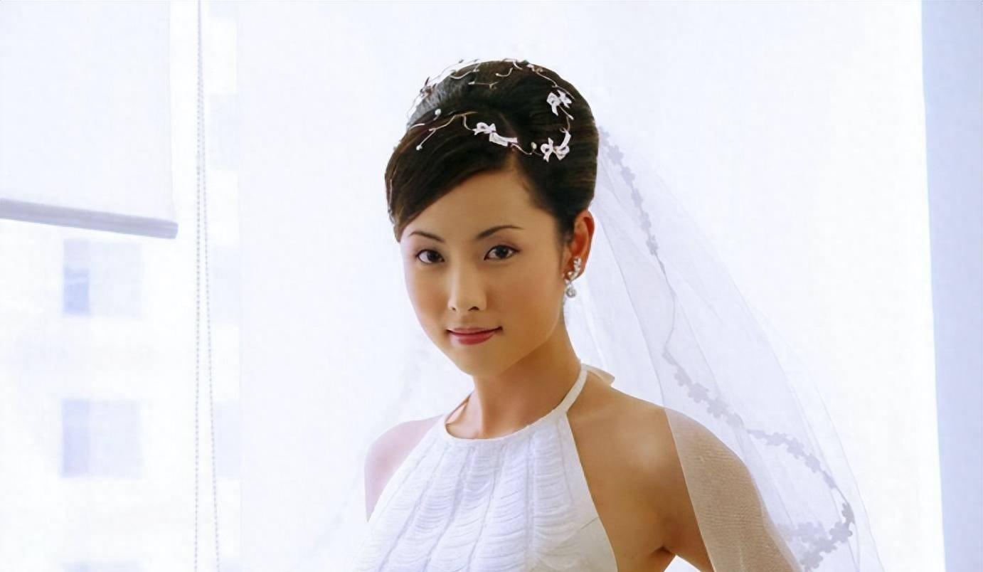 41岁结婚生子，44岁与田亮对簿公堂离婚，被骂同性恋的她现如何呢？