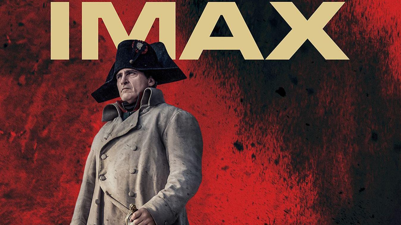 史诗大片《拿破仑》发布最新海报，华金·菲尼克斯的拿破仑亮相