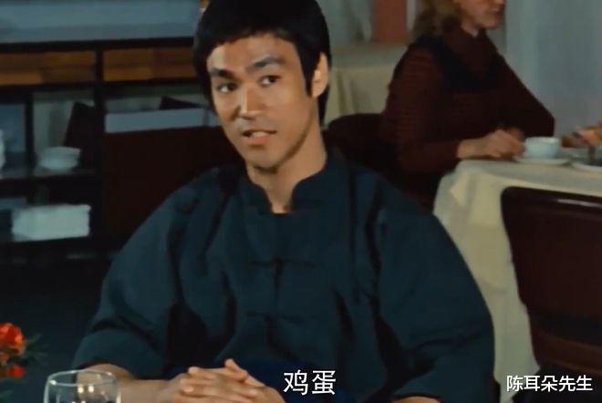 《猛龙过江》:李小龙会英语,为什么不在电影里面告诉服务员?