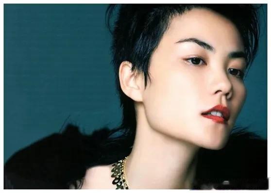 以郑秀文是“港乐最后一位天后”为标准，港乐有几位真正的天后呢