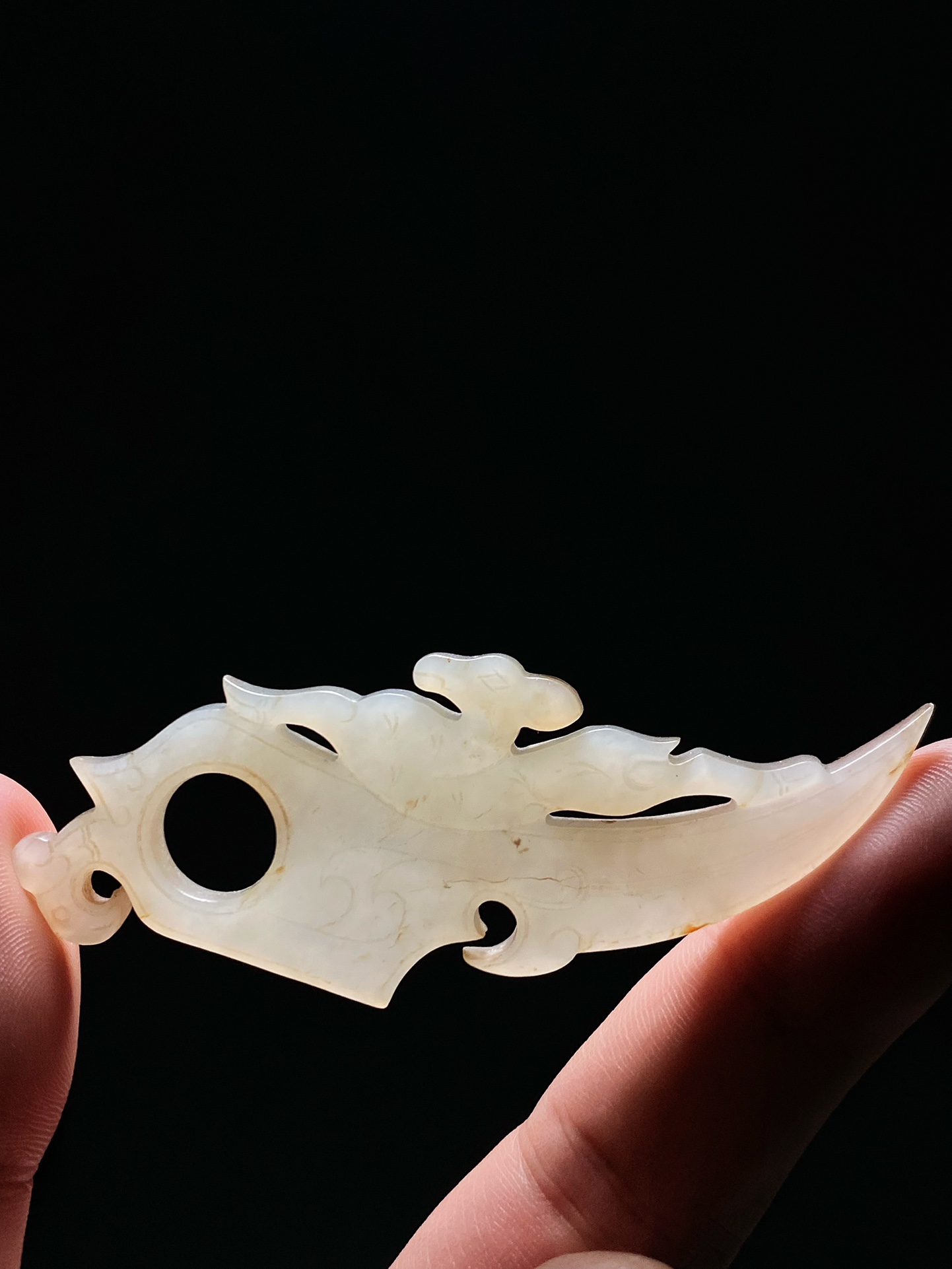 和田玉籽料|明以前 和田玉籽料 白玉 凤首 鹿纹 玉觿 挂件把件