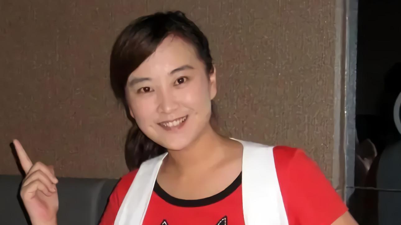 当同剧组的乔杉，李雪琴和海燕见到瘦了100斤的贾玲后的真实反应