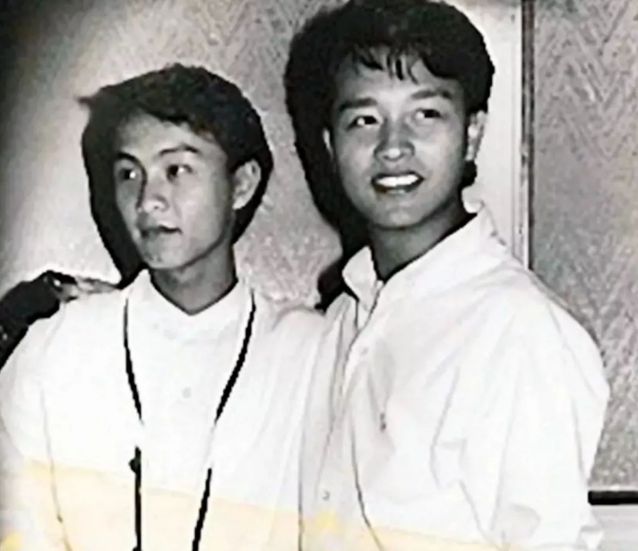 张卫健|张卫健：一夜之间“跌落神坛”！