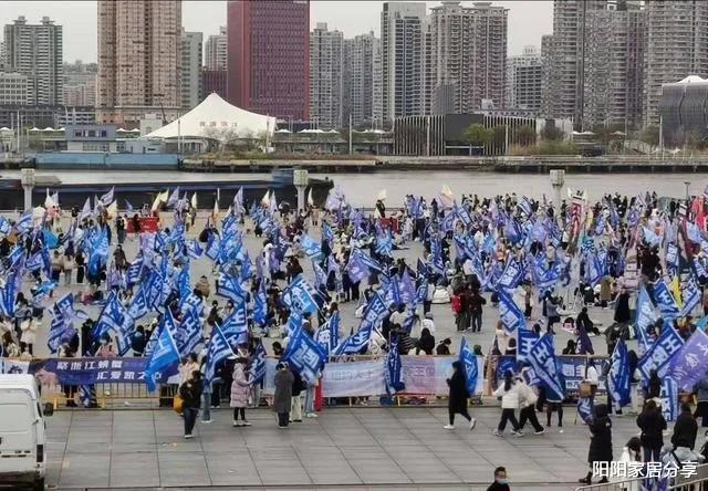 微博之夜|紧急叫停！微博之夜现场：大批明星被赶、警方管控、特警都出动了
