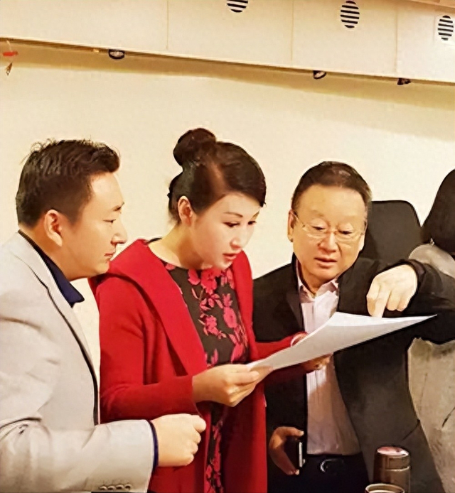 蒋大为:我老婆跟女儿是加拿大国籍,但我的加拿大绿卡早就过期了