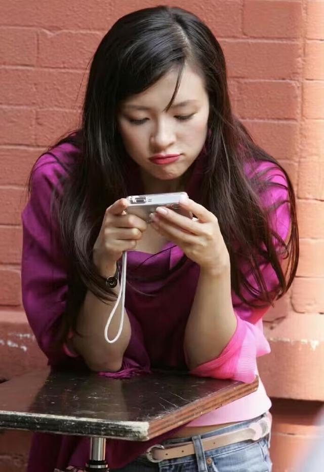 看到章子怡这组早期照片，终于明白张艺谋为什么要力捧她了！