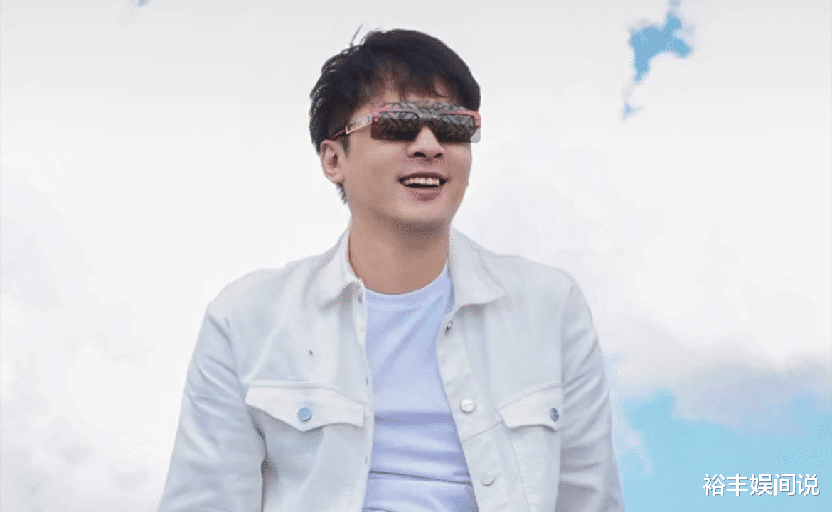 网红辛巴直播间中叫嚣东方甄选！暗讽俞敏洪拉了，网友评论两极化