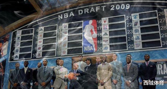 詹姆斯·哈登|哈登去向成焦点:下滑严重、合同压力、冠军梦难实现