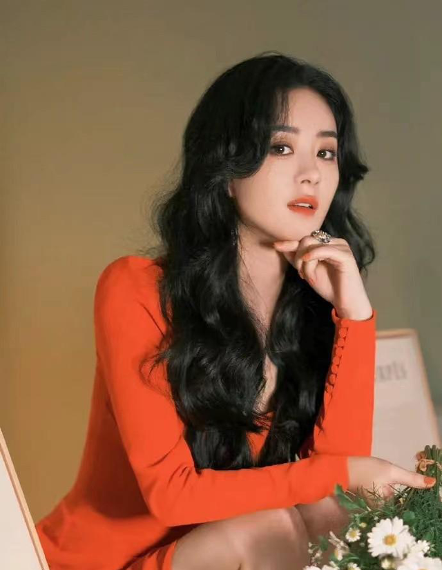 赵丽颖|发腮的赵丽颖,越“土气”越“幸运”