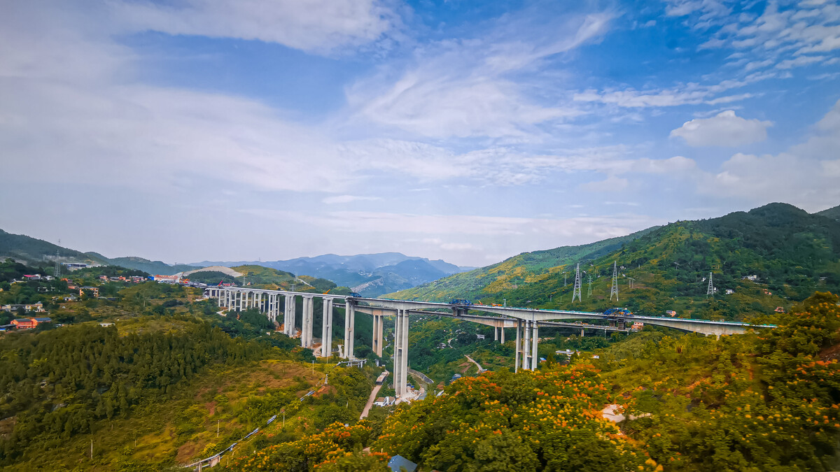 基建投资高景气稳了!财政政策再加力,如何把握投资机会?