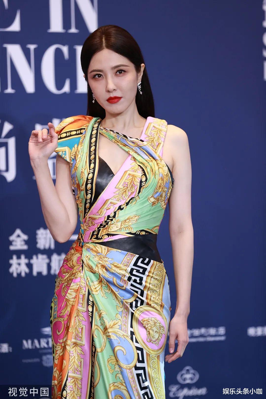 礼服 这红毯真是丑翻天了!