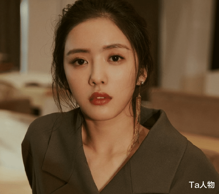 风波又起!蔡文静或接替录跑男,Angelababy翻不了身了?