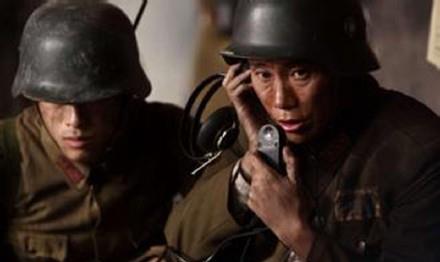 舍不得黑丝袜高跟鞋,就别硬演“抗日剧”了,你们是当观众瞎吗?