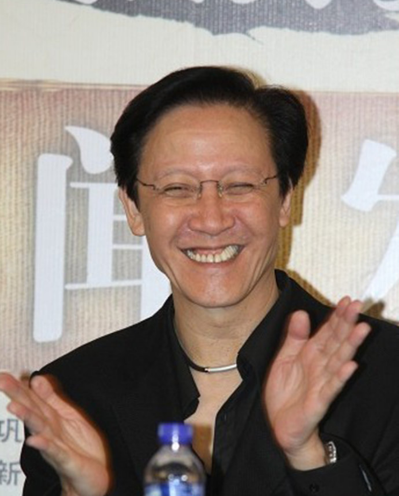 他是向华强的亲弟弟，独宠张敏9年，59岁娶小22岁娇妻，64岁病逝