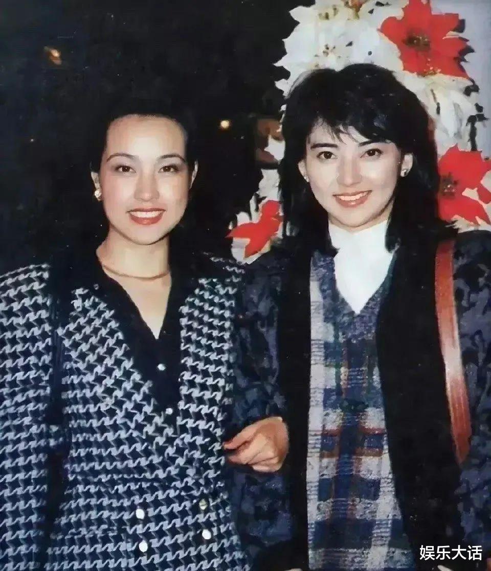 刘晓庆|71岁唐国强和70岁刘晓庆同台， “天然脸”和打针脸的差距一目了然