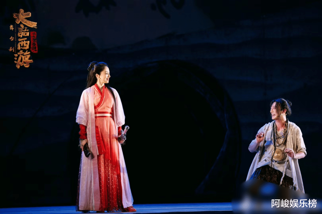 苏小玎|抛弃离异女总裁,强盛集团二当家有新恋情了?