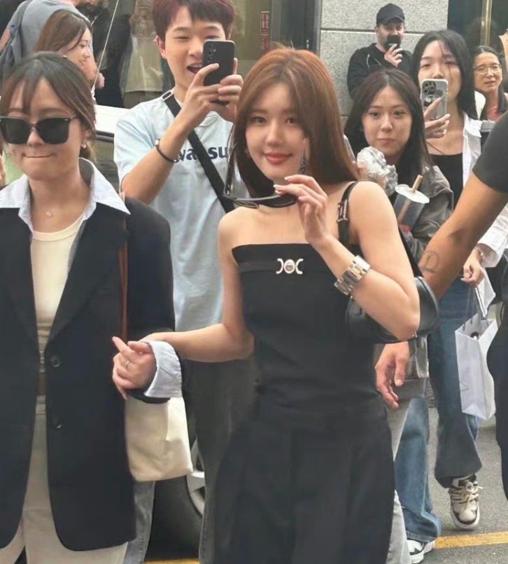 张柏芝孙怡朱珠同框看秀,孙怡被指像网红脸,朱珠输给张柏芝