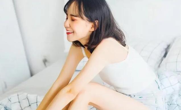 肌肤 头发经常出油贴着头皮？教你4个护发技巧，洗完干爽又蓬松