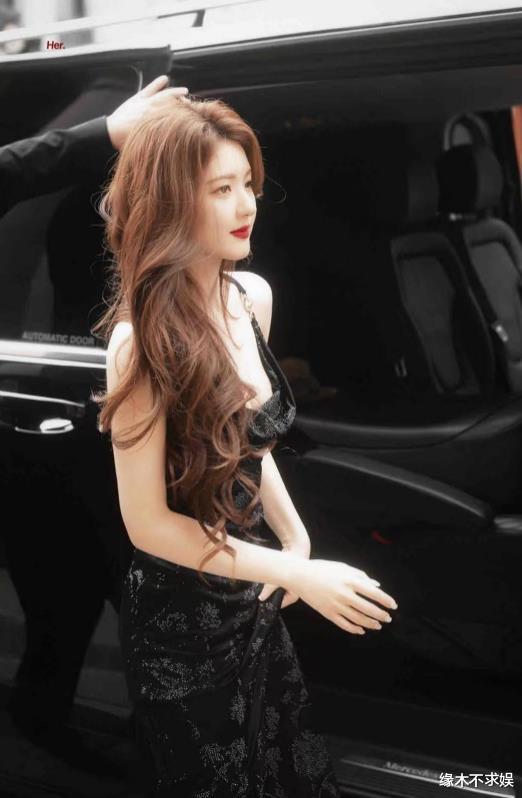 米兰时装周第一弹:张柏芝惊艳,马思纯朴实,赵露思比照片美一 万倍!