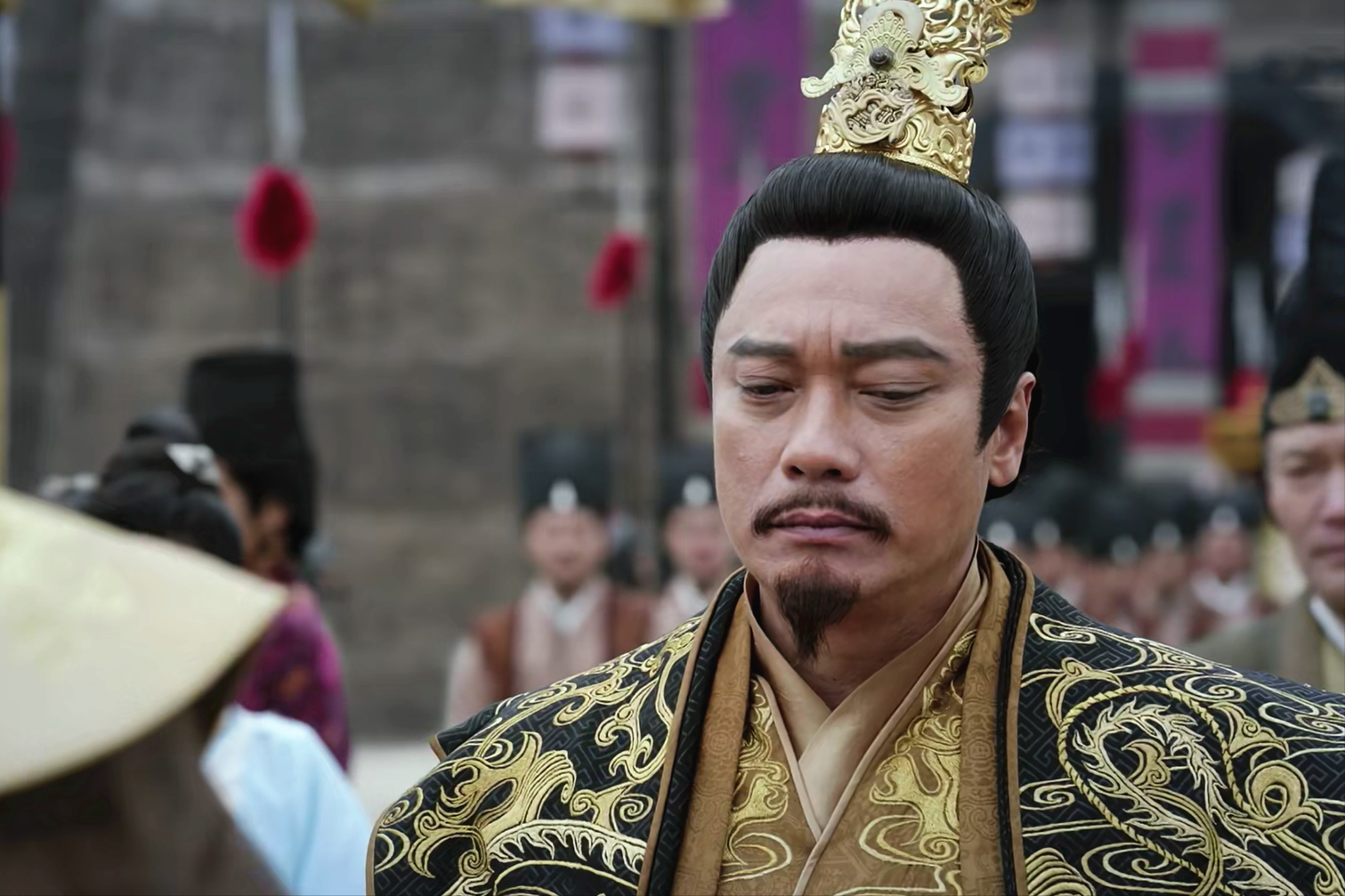 罗嘉良|罗嘉良为什么抛弃相爱28年的方敏仪？选择投入苏岩怀抱，如今他活成怎么样？