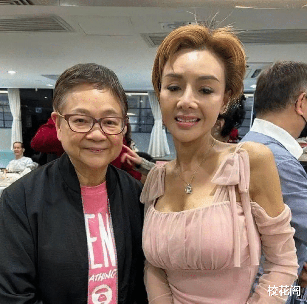 57岁叶子楣复出！和男友未婚没有遗产，粉丝合影要红包