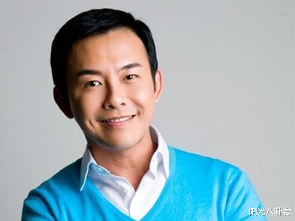 5位退圈就变丑的男星,个个胖成油腻大叔,颜值巅峰都在40岁之前