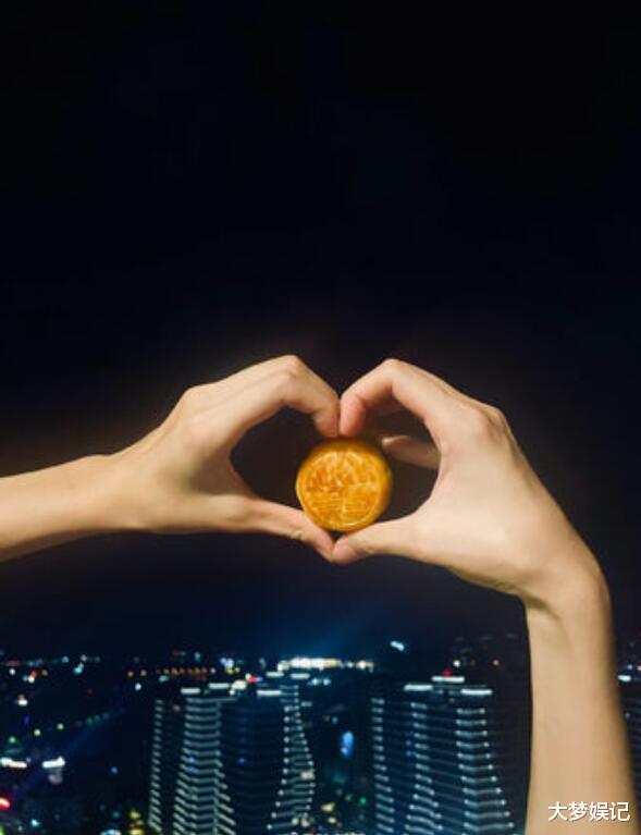 《长月烬明》邓为遭瞎传绯闻!起因来自陈郁灵1张“爱心月饼照”