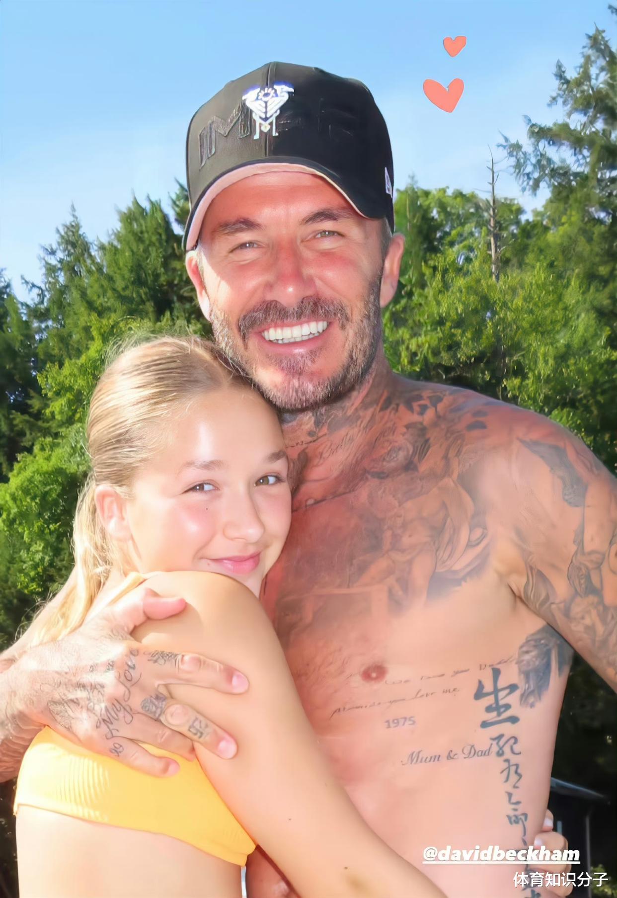 父女度假玩得开心!贝克汉姆把女儿搂怀里,网友:父女好像情侣