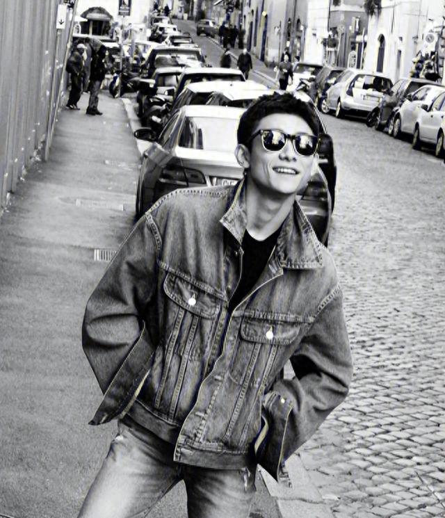 形象塌房，演技拉胯，是金星看错了张一山？