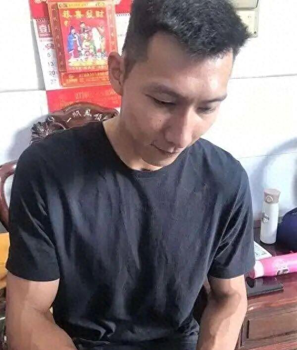 易建联、苏炳添、全红婵告诉你,广东人的着装打扮究竟有多朴素