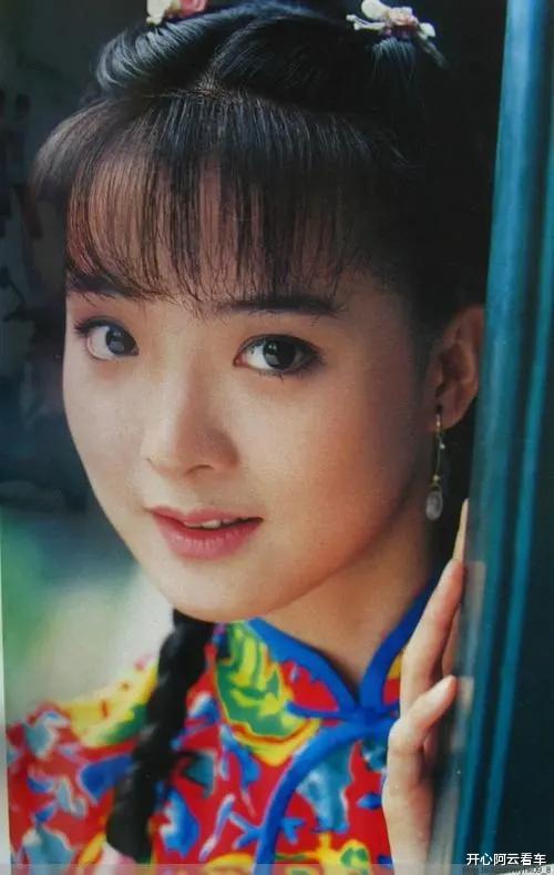 “鲜花插在牛粪”上的10位顶级女星，个个貌美如花，这是真爱吗？