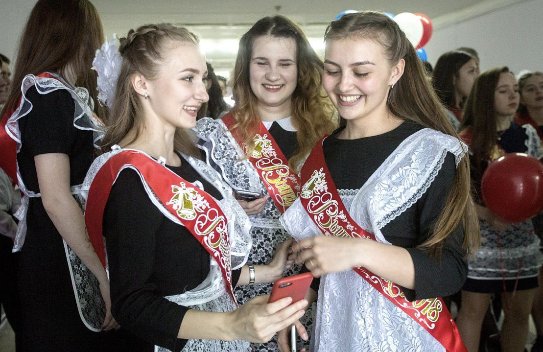 今天穿什么,每天早晨你穿搭都很让人纠结,今天为你提供穿搭建议