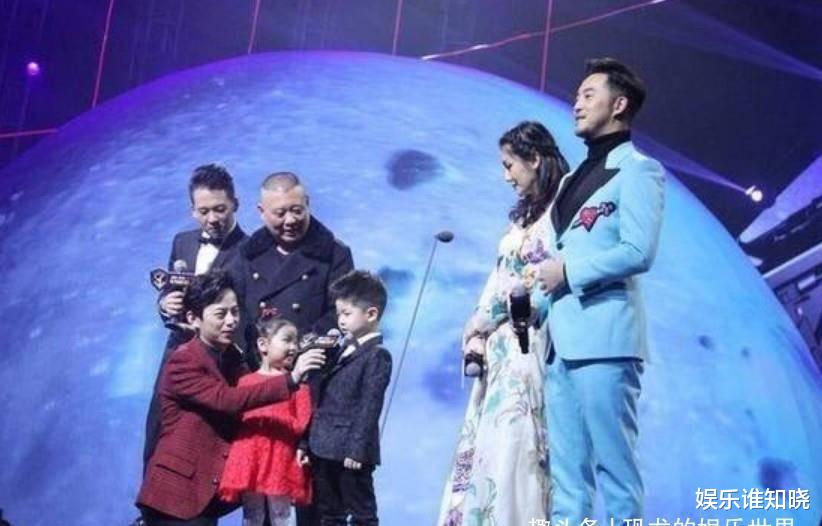 赵本山在“积福”，郭德纲却在“作妖”，看看郭麒麟有多惨就明白