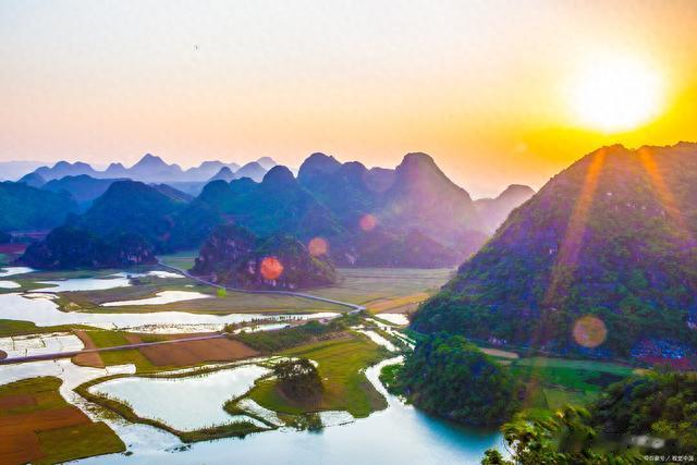 自驾|中国十大最美景点排名：国内最美旅游胜地