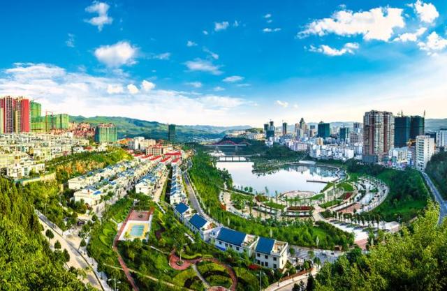古镇|中国唯一被授予“凉都”的城市，夏天才19度，值得一去