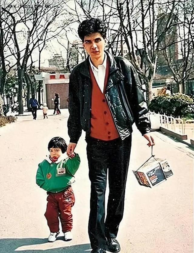 长得“歪瓜裂枣”,整得“美若天仙”,这4位女星全都靠脸逆天改命