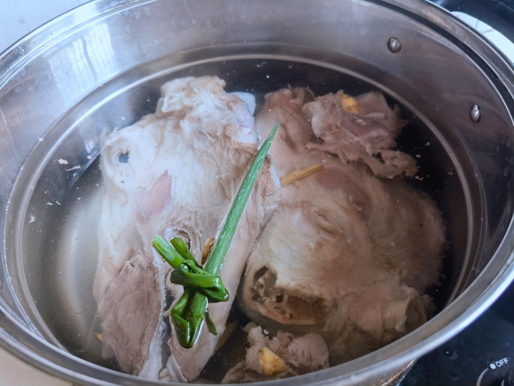 |11月22日小雪,吃鸡吃鸭不如吃它,简单炖一盆御寒保暖,太香了!