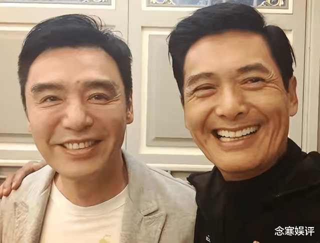 周润发|周润发和钟镇涛一起吃路边摊，人均消费才38元，AA平摊付款惹争议