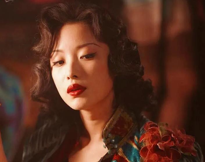 演技再优秀，也救不了“疯狂擦边”的倪妮