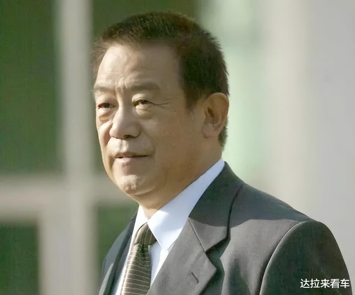 国家一级演员高明:结婚52年零绯闻,儿子很面熟你却叫不出名字?