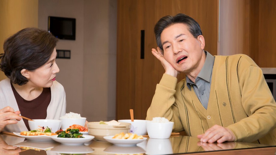 草莓|牙周炎是表现,“罪魁祸首”是肾气虚胃火旺,一个小妙招,远离拔牙之痛!