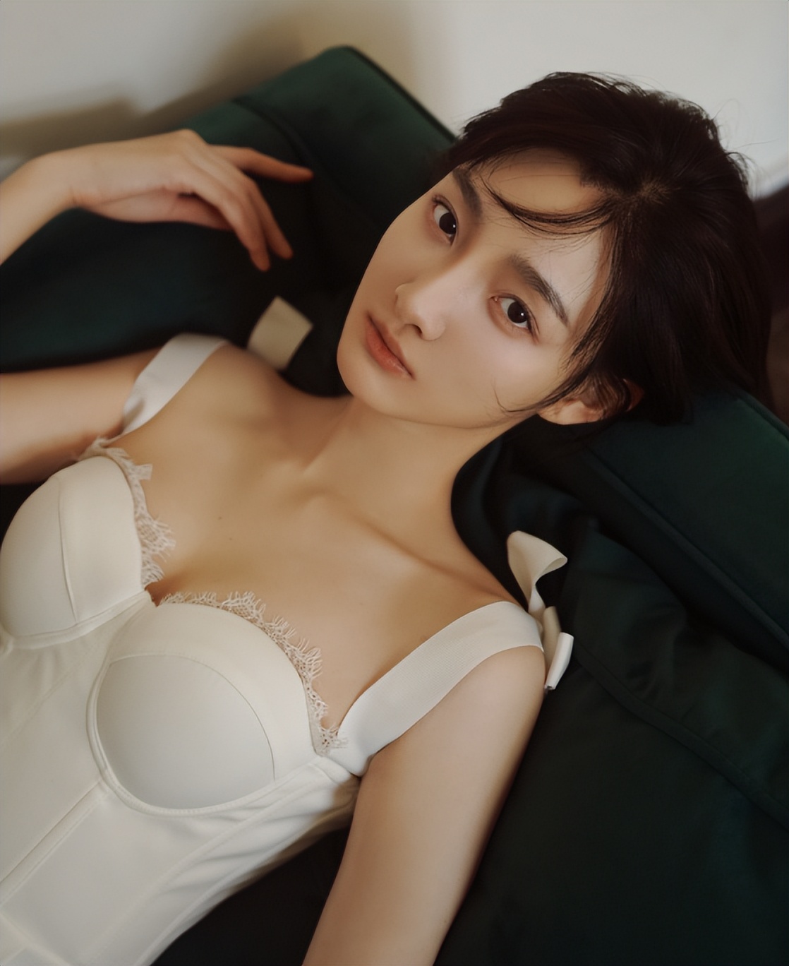 人生之路|戏中土掉渣,戏外靓到炸?《人生之路》演员对比照太太太有趣了