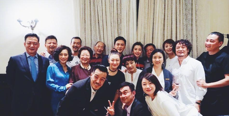 李冰冰|任泉：李冰冰不是我们班最漂亮的，但她有一张王牌照片，见组必赢