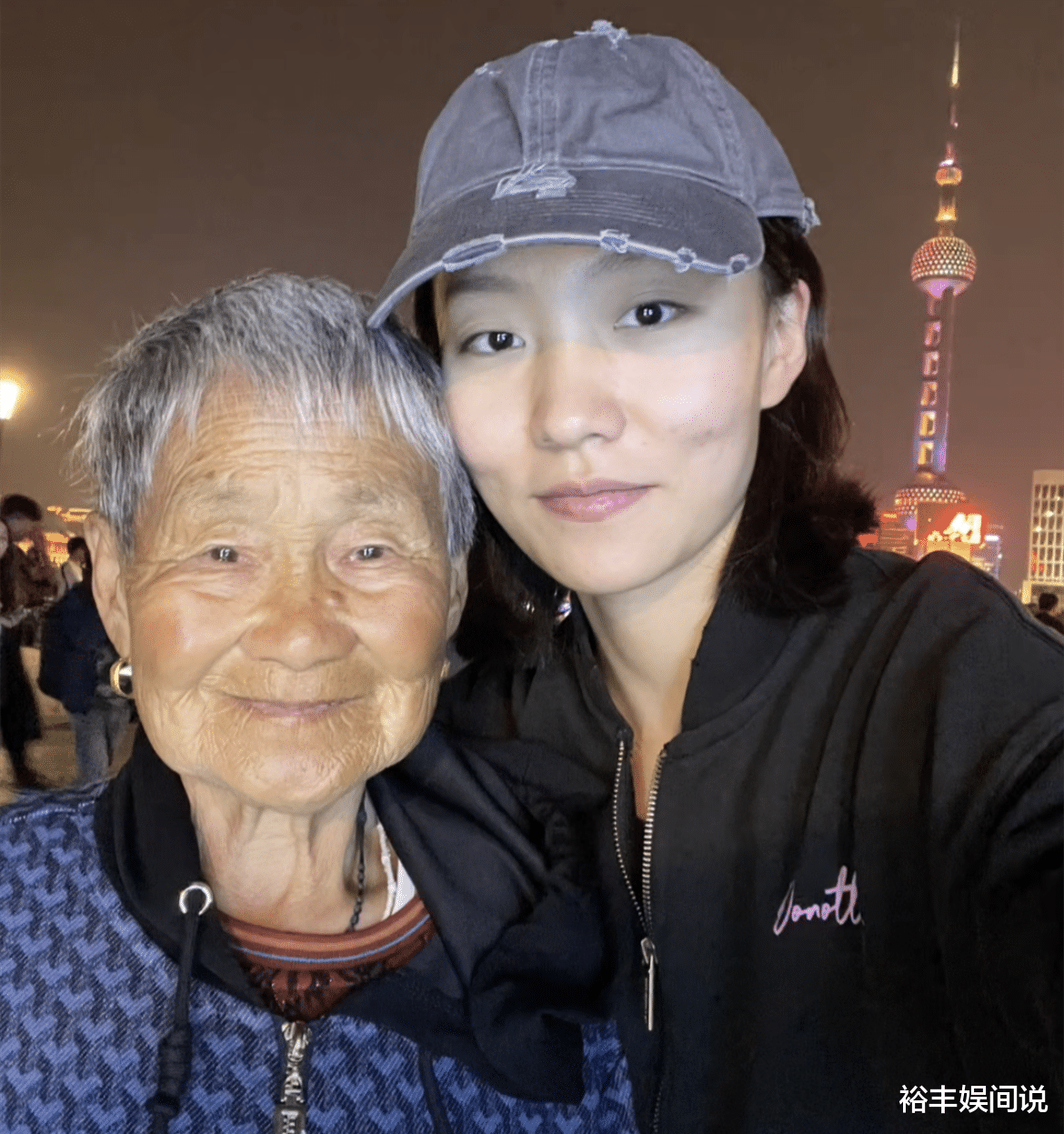 网红邵雨轩被父亲控诉！疑因拆迁款将奶奶告上法庭，更多细节曝光