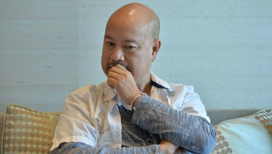 四川美院教授一只鸟卖82万,被质疑不如小学生,专家:你看鸟眼睛 - 历史